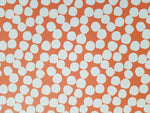 Paper Pad 250 g/m2 - 12’’ x 12’’ - Happy Colours  Spezifikationen:  12’’ x 12’’ (30.5 cm x 30.5 cm) 250 g/m2 beidseitig bedruckt lässt sich gut schneiden säurefrei    Inhalt:  24 Bogen 24 Designs beidseitig bedruckt    Dieses Paper Pad / Designpapier ist geeignet für:  Karten Karten-Verzierungen Kuverts Geschenkboxen & Verpackungen Plotten Scrapbooking