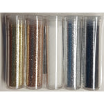 Crealive Metallic Glitzer Pulver  Glitzer Pulver zum Dekorieren und Verzieren von Karten, Scrapbooking Seiten oder in den Schüttelkarten Pouches.     Inhalt:  5 Fläschchen Glitzer Pulver  5 verschiedene Farben (Schwarz, Silber, Weiss, Roségold & Gold) 5 x 3.5 g Glitzerpulver    Glitzer Puder sind geeignet für:  Karten Karten-Verzierungen Schüttelkarten Plotten Scrapbooking Mixed Media