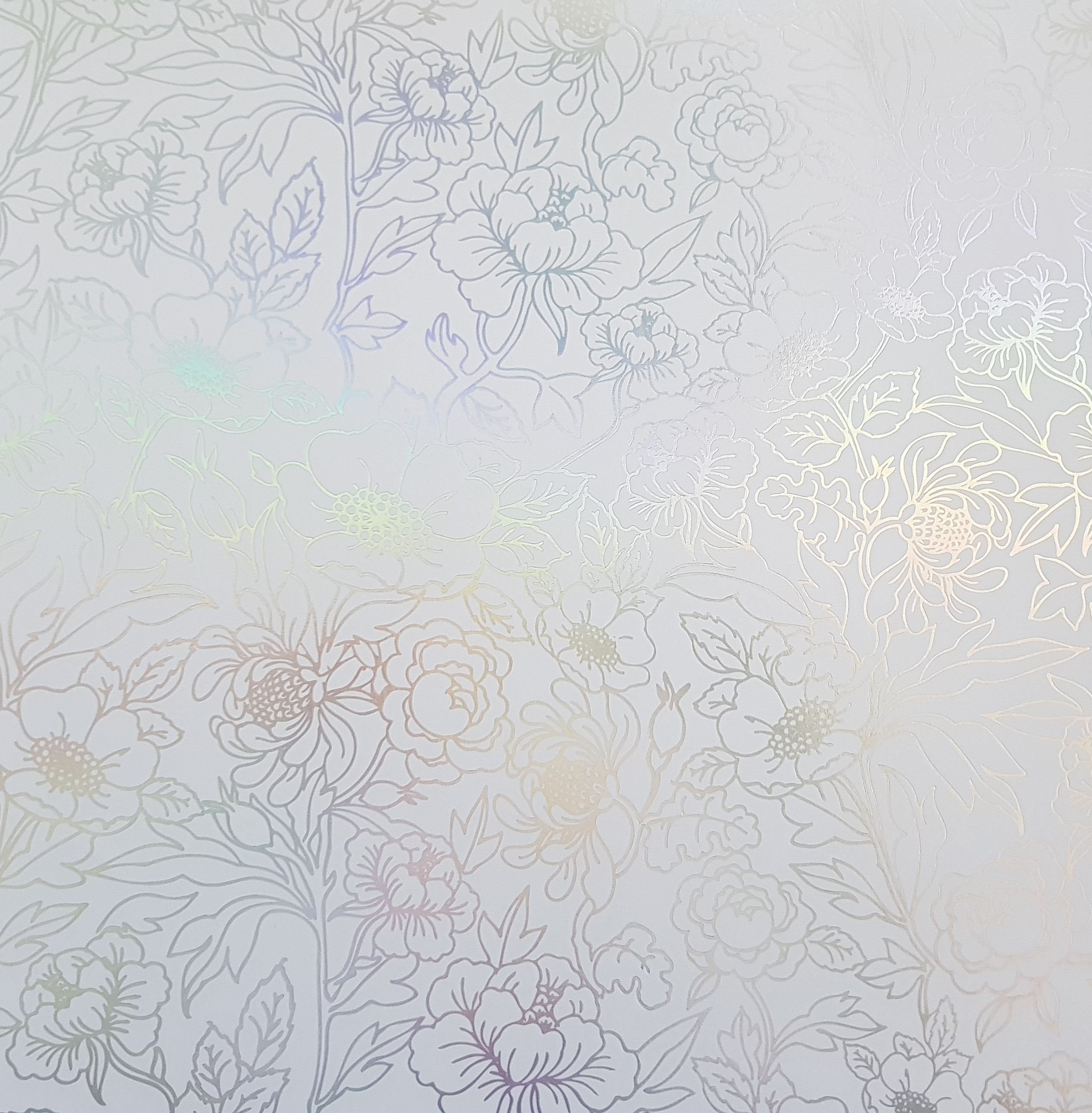 Designpapier 170 g/m2 - 12’’ x 12’’ - Sweet Magic Inhalt:  48 Bogen 24 Designs einseitig bedruckt   Spezifikationen:  12’’ x 12’’ (30.5 cm x 30.5 cm) 170 g/m2 einseitig bedruckt lässt sich gut schneiden säurefrei   Dieses Designpapier / Motivpapier ist geeignet für:  Karten Karten-Verzierungen Plotten Stanzen Prägen Scrapbooking