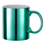 Crealive Keramiktasse - Grün Hochglanz  Diese aussergewöhnliche Keramiktasse mit Hochglanz ist ein echter Hingucker! Sie ist für den Sublimationsdruck / Infusible Ink und lässt sich auf unzählige Arten gestalten. Die leuchtende Farbe ist angenehm glatt und macht sie, persönlich gestaltet, zu einem echten Unikat!     Inhalt:  1 Keramiktasse - Grün Hochglanz   Diese Keramiktasse ist geeignet für:  Tassen-Kreationen mit dem Sublimationsdruck-Verfahren Infusible Ink
